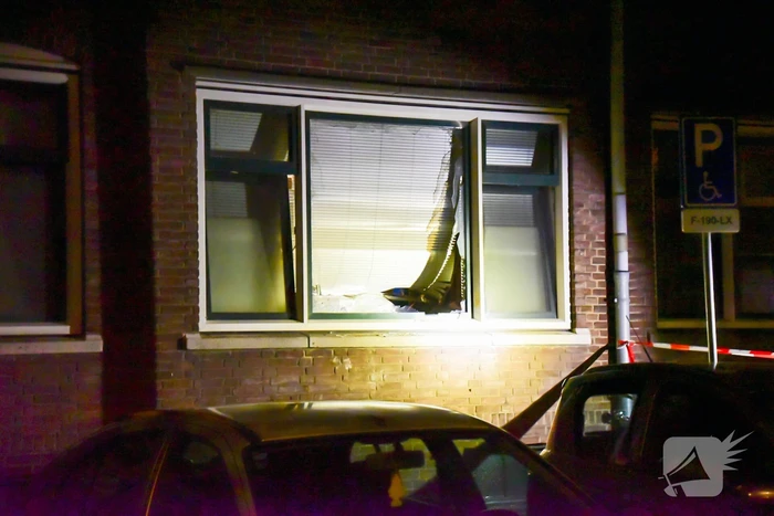 Schade na explosie bij woning