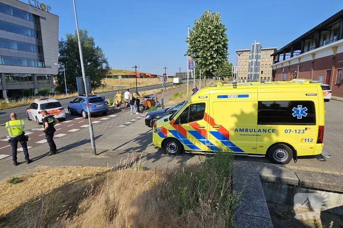 Fietser aangereden door personenauto