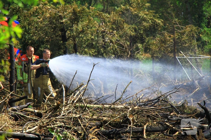 Nacontrole in bos na brand
