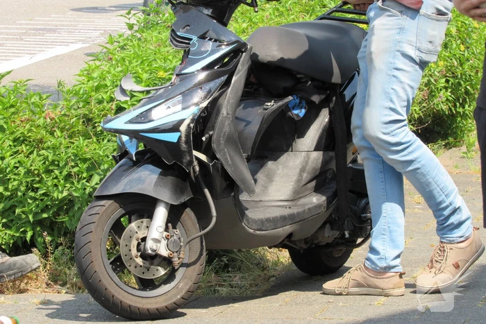 Ongeval tussen scooter en vrachtwagen