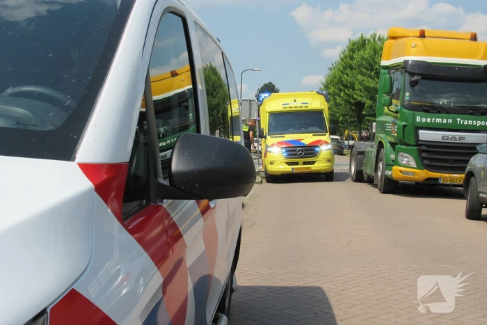 Ongeval tussen scooter en vrachtwagen