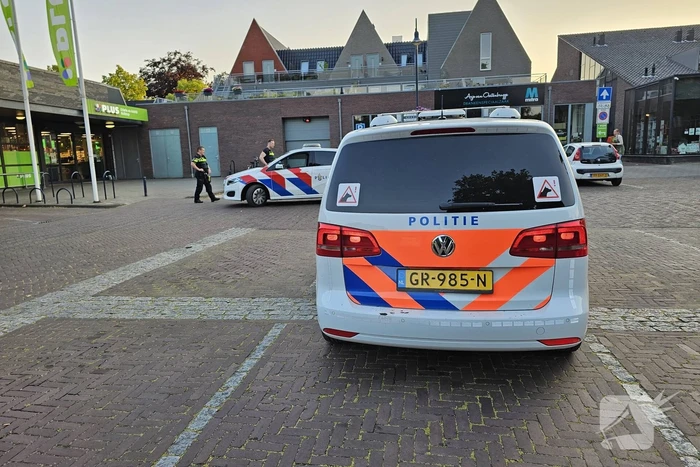 Twee personen aangehouden voor diefstal in supermarkt