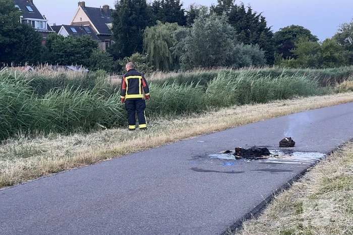Afval in brand snel geblust
