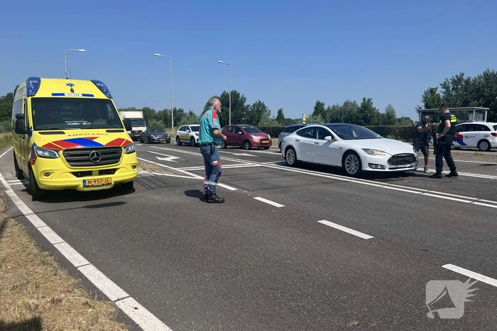ongeval groene kruisweg west - n218 heenvliet