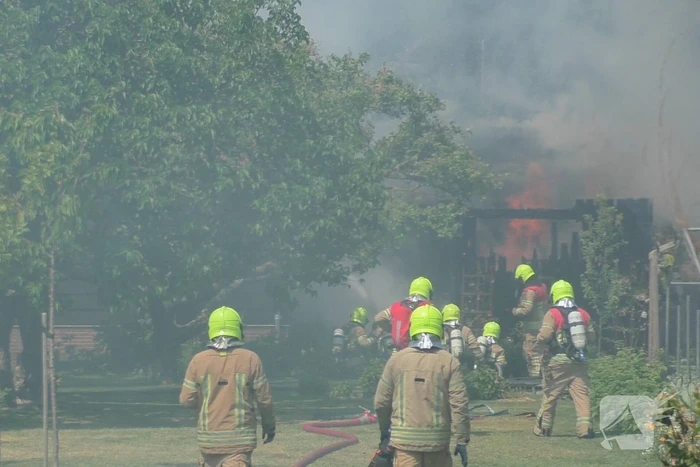 Grote brand in opslagloods