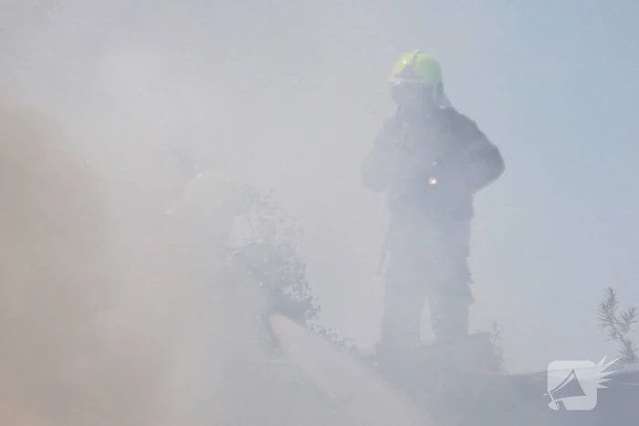 Grote brand in opslagloods