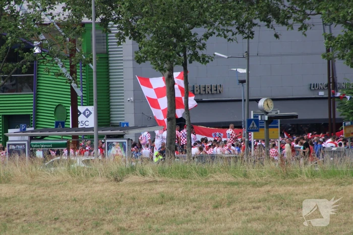Al vroeg druk rondom de kuip voor nations league finale