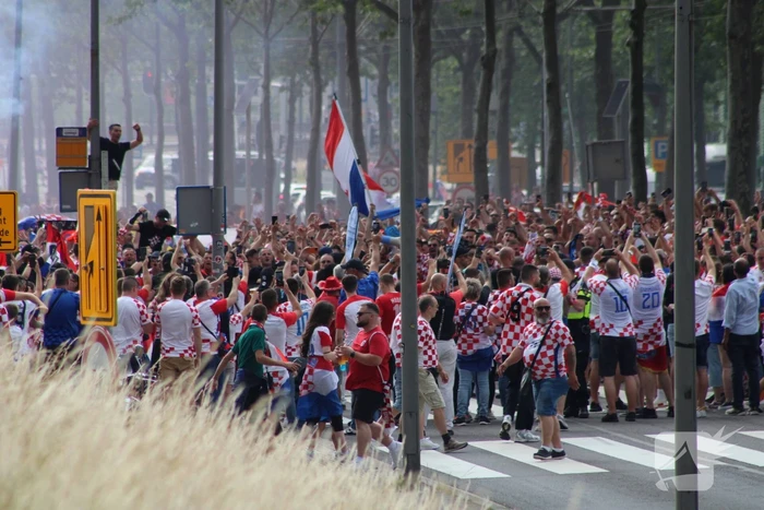 Al vroeg druk rondom de kuip voor nations league finale