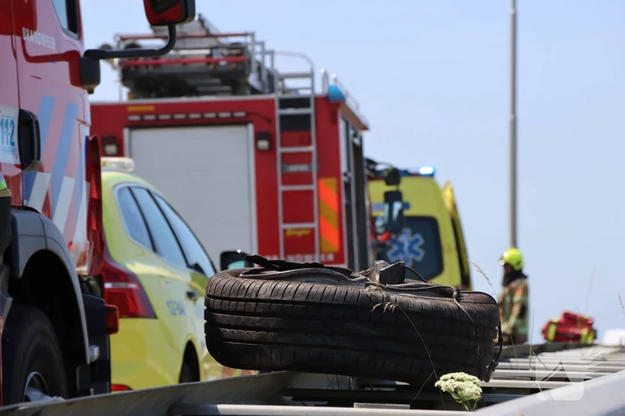 Zeelandbrug afgesloten door ernstig ongeval