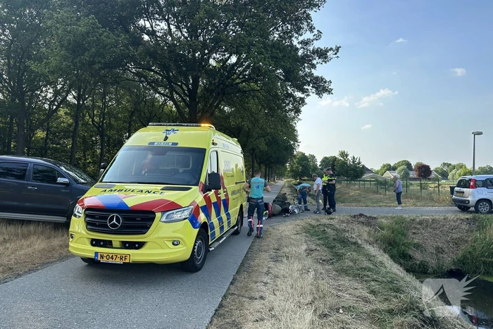 Scooterrijder gewond bij botsing met auto