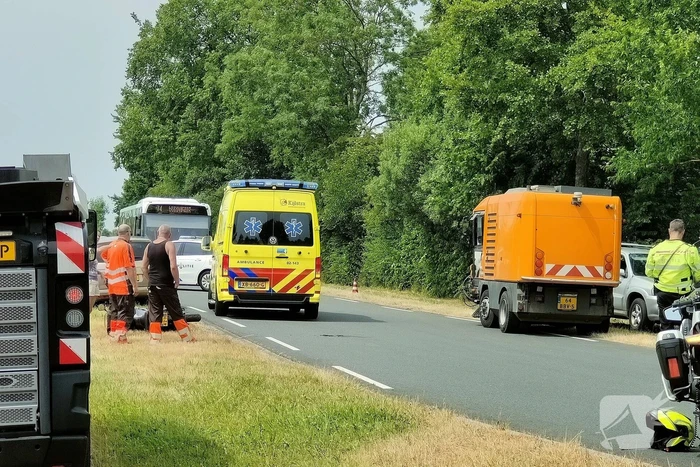 Motorrijder maakt harde valpartij