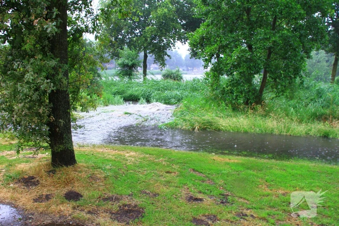 Wateroverlast door hevige regenval in Limburg