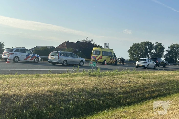 Eenzijdig ongeval motorrijder op snelweg