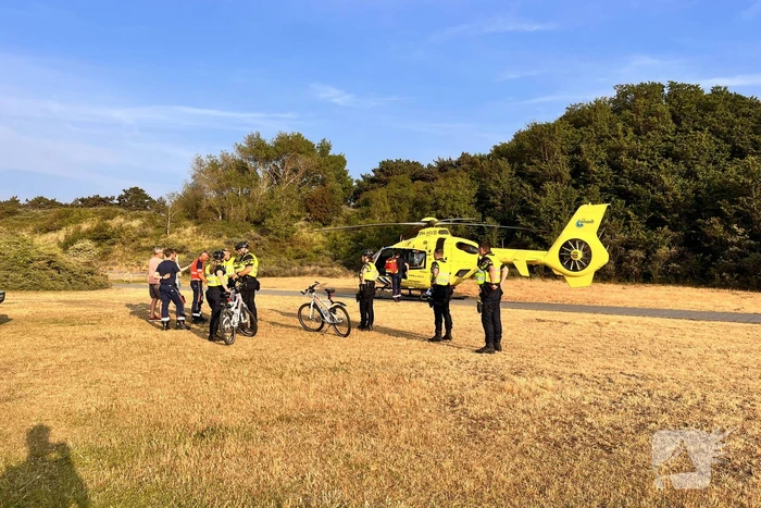 Fietser ernstig gewond bij botsing met paaltje