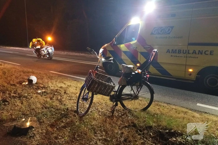 Scooterrijder gewond bij botsing tegen verkeersbord