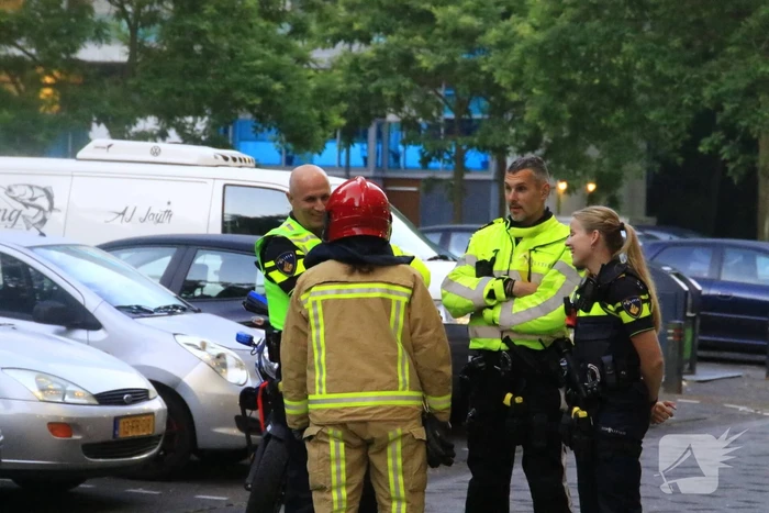 Personenauto door brand verwoest