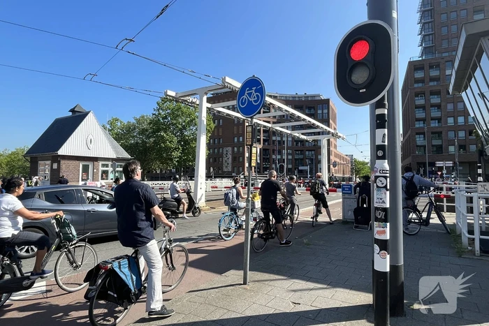 Lang wachten door storing in Lage Erfbrug