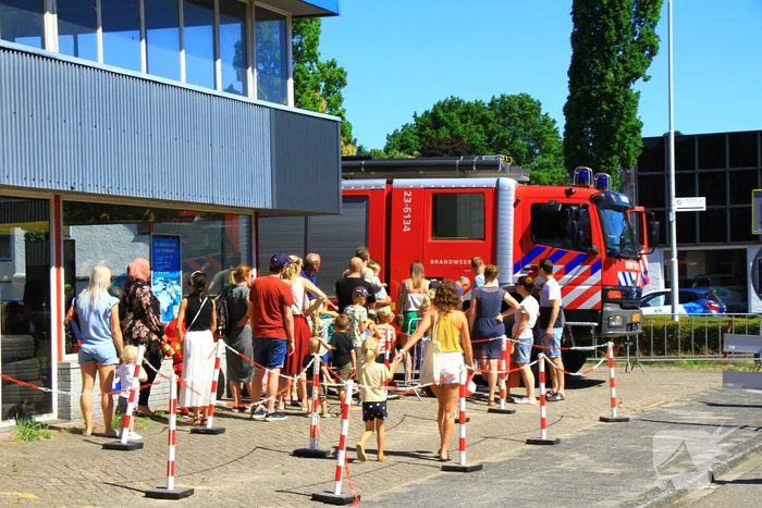 Mooi weer tijden open dag hulpdiensten