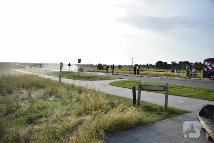 Personenauto volledig uitgebrand
