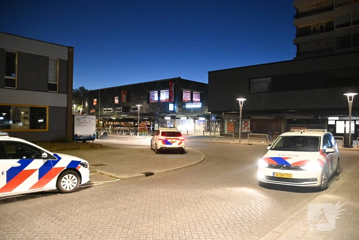 Man rijdt naar ziekenhuis na te zijn beschoten