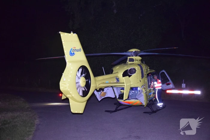 Nachtelijke inzet van traumahelikopter in polder