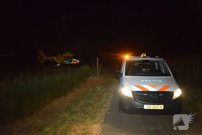 Nachtelijke inzet van traumahelikopter in polder