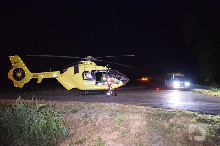 Nachtelijke inzet van traumahelikopter in polder