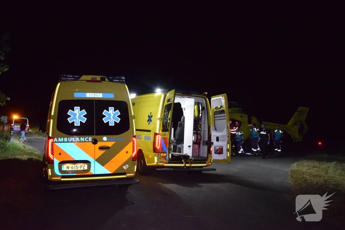 Nachtelijke inzet van traumahelikopter in polder