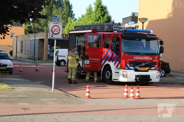 Hevige schade bij ongeval op kruising