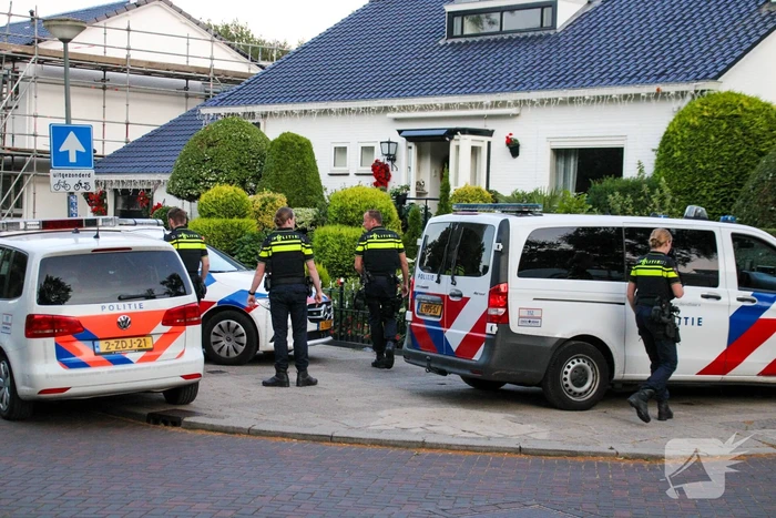 Veel politie aanwezig bij verdachte situatie