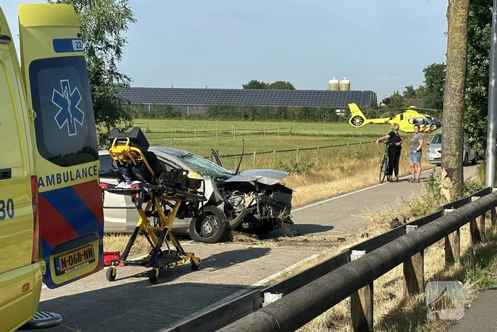 Twee gewonden bij eenzijdig ongeval