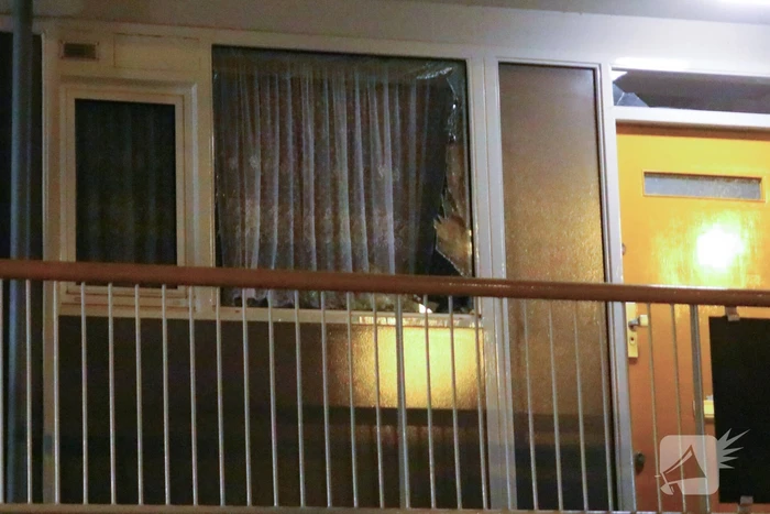 Enorme ravage bij flat na explosie