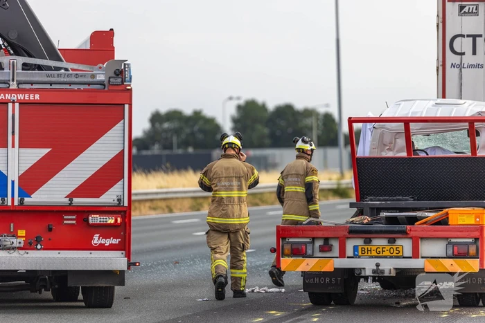 Dode bij aanrijding met vrachtwagen