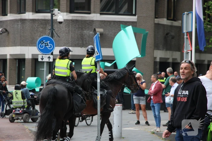 Politie massaal aanwezig bij boerenprotest