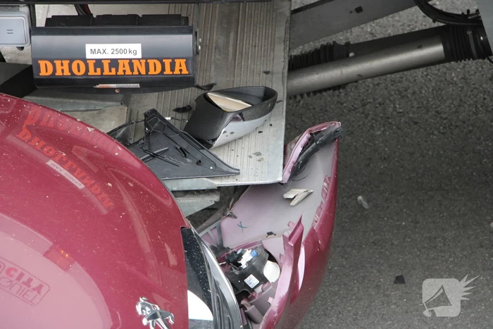 Twee auto's en vrachtwagen betrokken bij ongeval