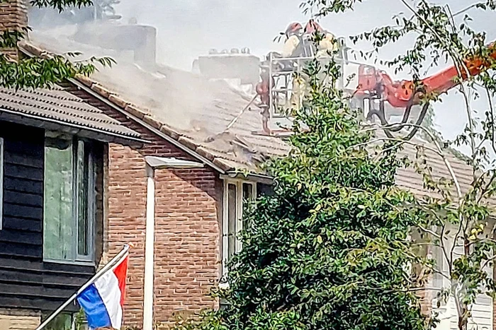 Woningen lopen flinke schade op bij brand