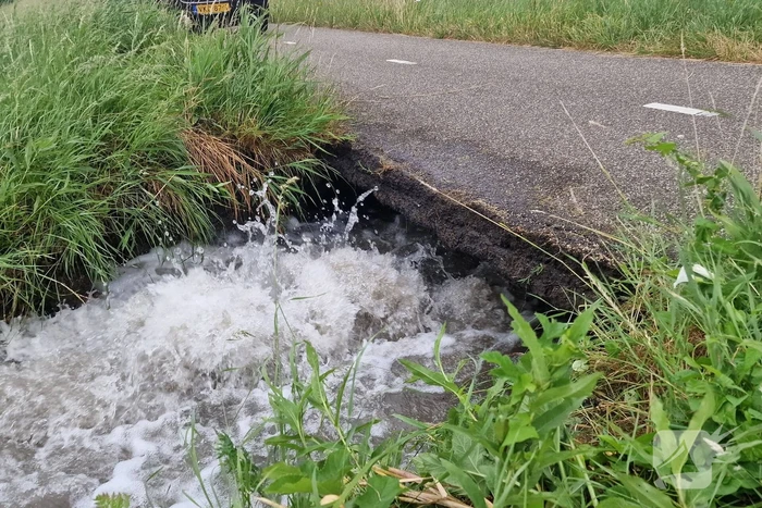 Wateroverlast door gesprongen waterleiding