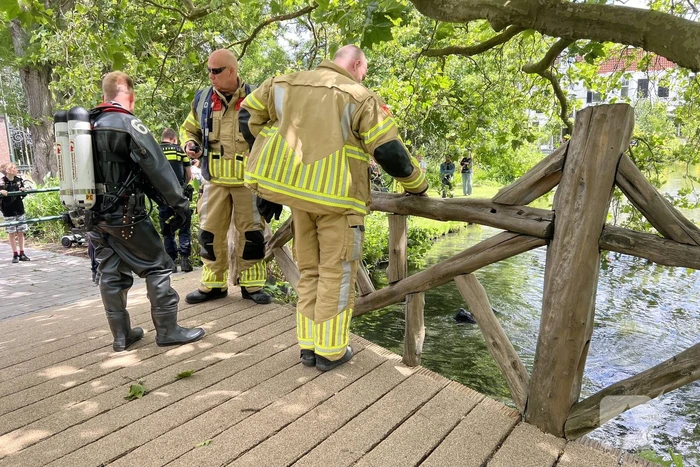 Zoekactie in water door verlaten scootmobiel