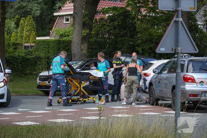 Man op e-bike gewond bij botsing