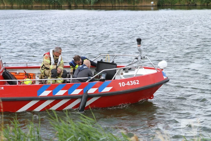 Man overleden, scheepvaartverkeer is gestremd