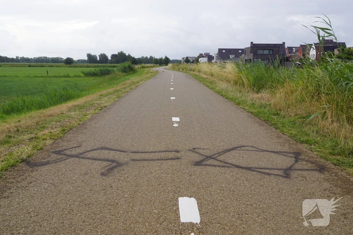 Fietspad voorzien van aanstootgevende tekeningen