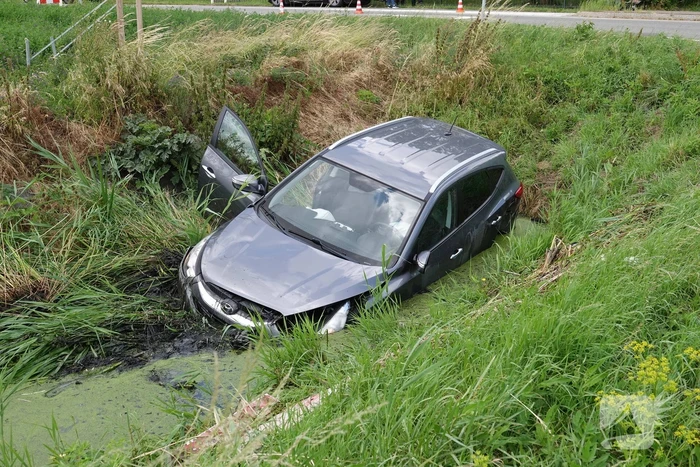 Drie gewonden bij botsing