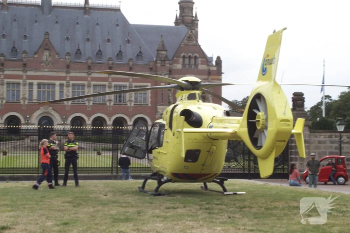 Straat afgezet na incident, traumahelikopter ingezet