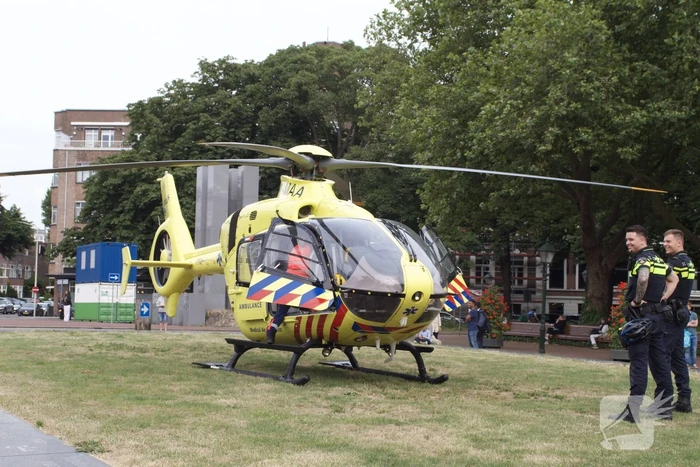 Straat afgezet na incident, traumahelikopter ingezet