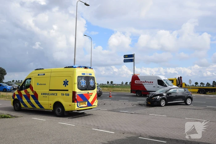 Veel schade bij ongeval op kruising
