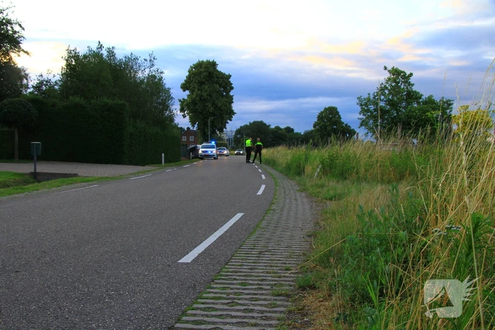 Belgisch voertuig belandt in droge sloot