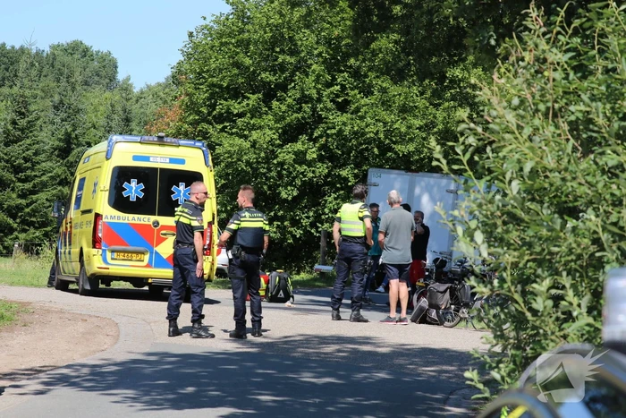 Club van solexrijders aangereden
