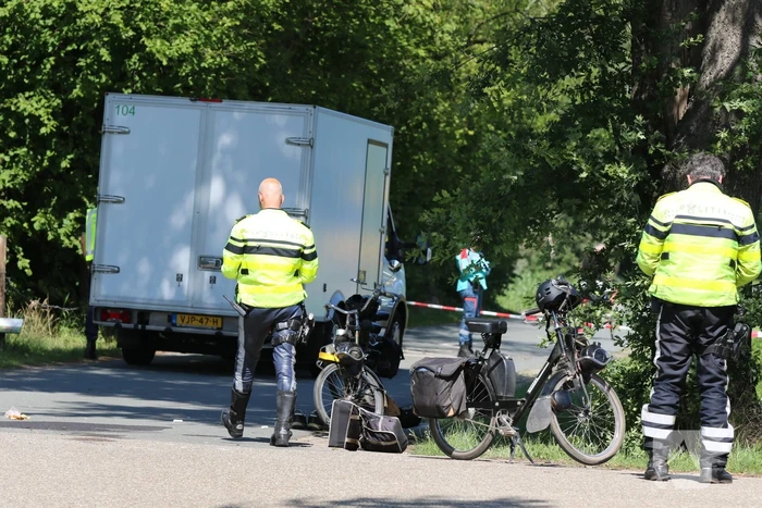 Club van solexrijders aangereden