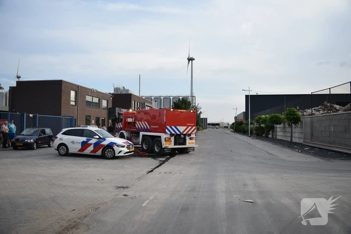 Brand in container van recyclingbedrijf