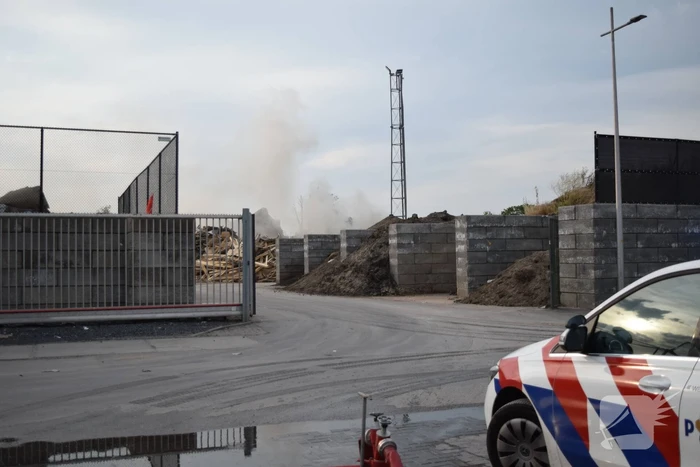 Brand in container van recyclingbedrijf